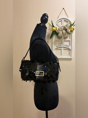 Fashion Italian Leather Black Large Sequin Baguette Shoulder Bag